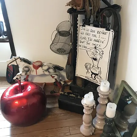 Chez Jeanne Et Elo 博讷